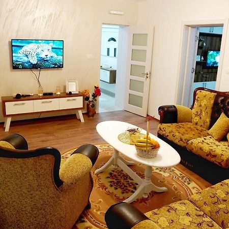 Apartments Manitovac M Нікшич Екстер'єр фото