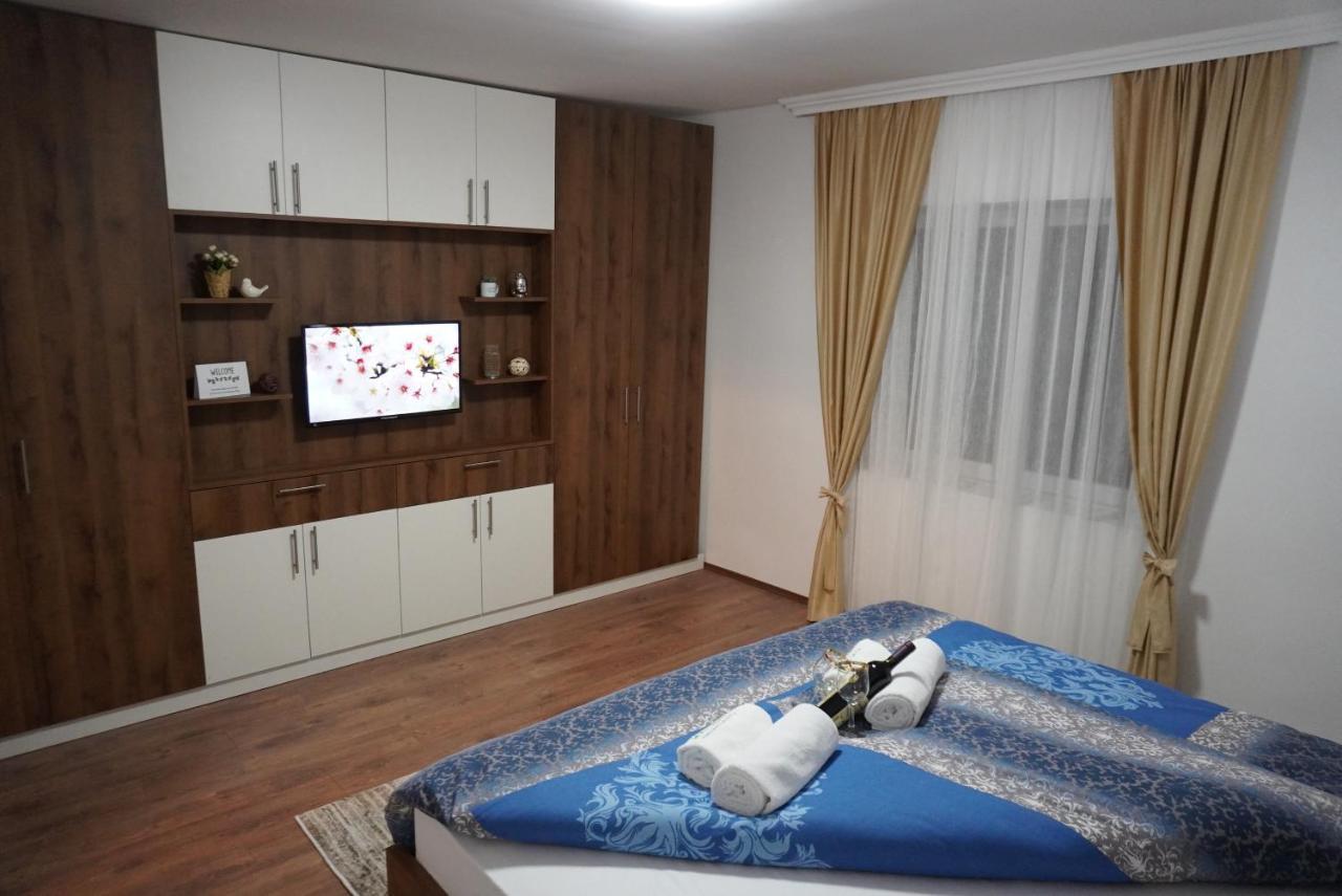 Apartments Manitovac M Нікшич Екстер'єр фото